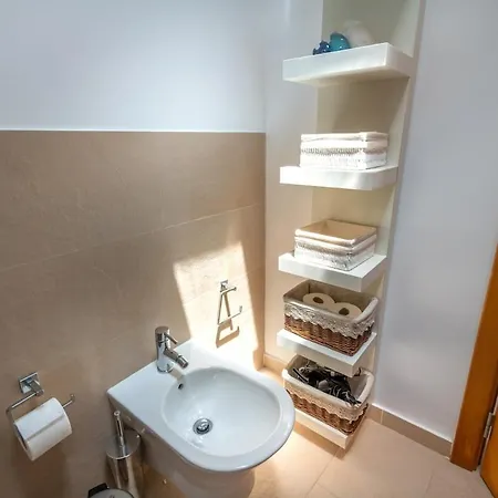 Hidden Gem In The Center Of * Alvor