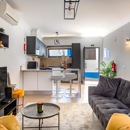 Hidden Gem In The Center Of 아파트 *