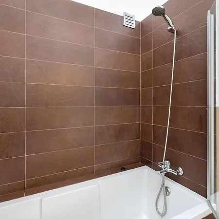 Hidden Gem In The Center Of *